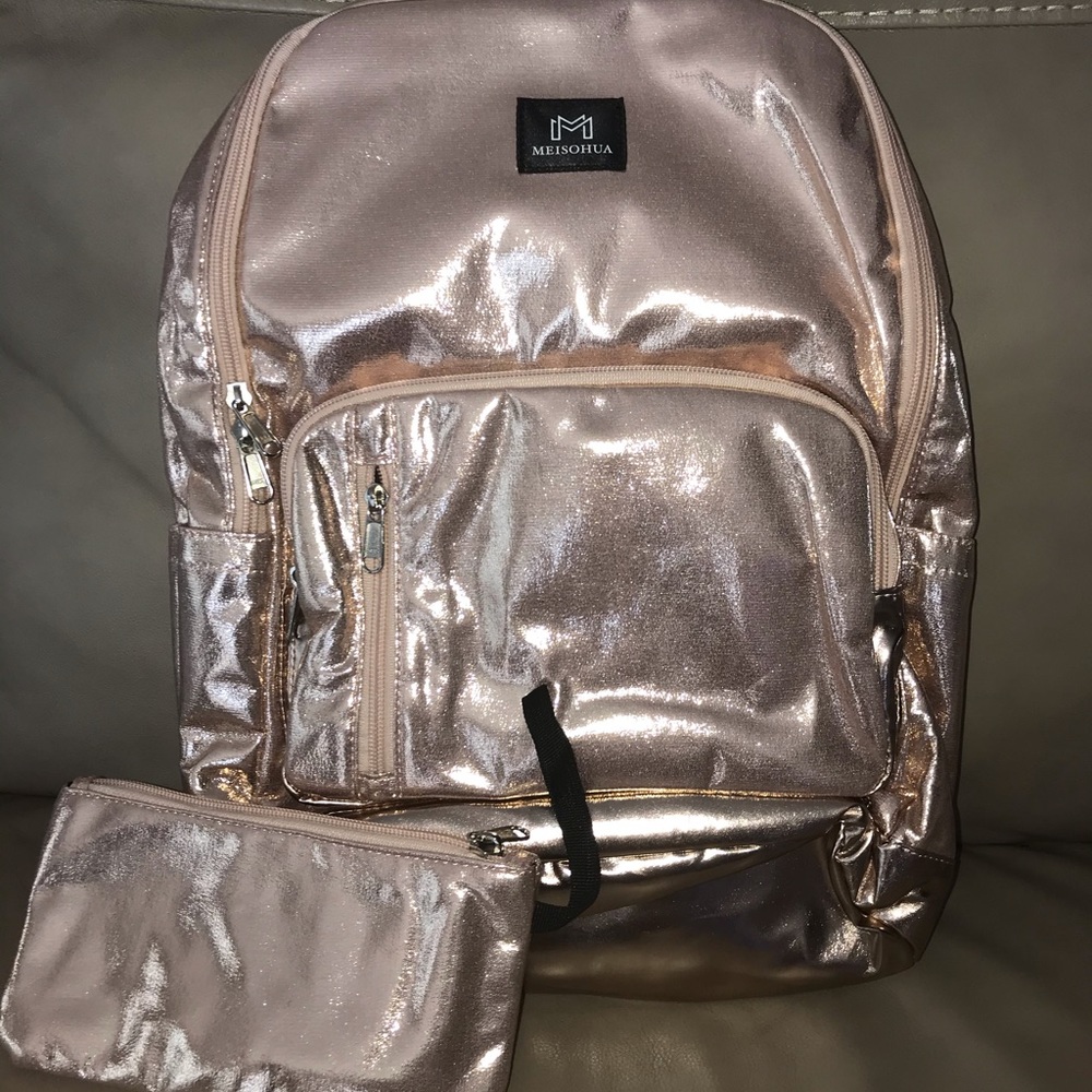 Backpack - Picture 8 of 8